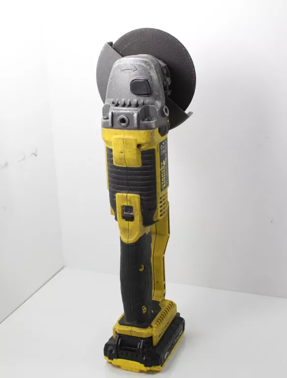 SZLIFIERKA KĄTOWA STANLEY FATMAX FMC761B