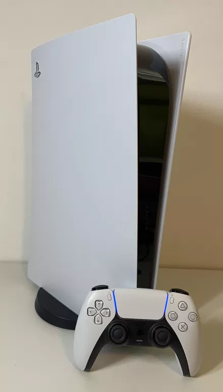 konsola-sony-playstation-5-gwarancja-przemyslowa-1-wegrow
