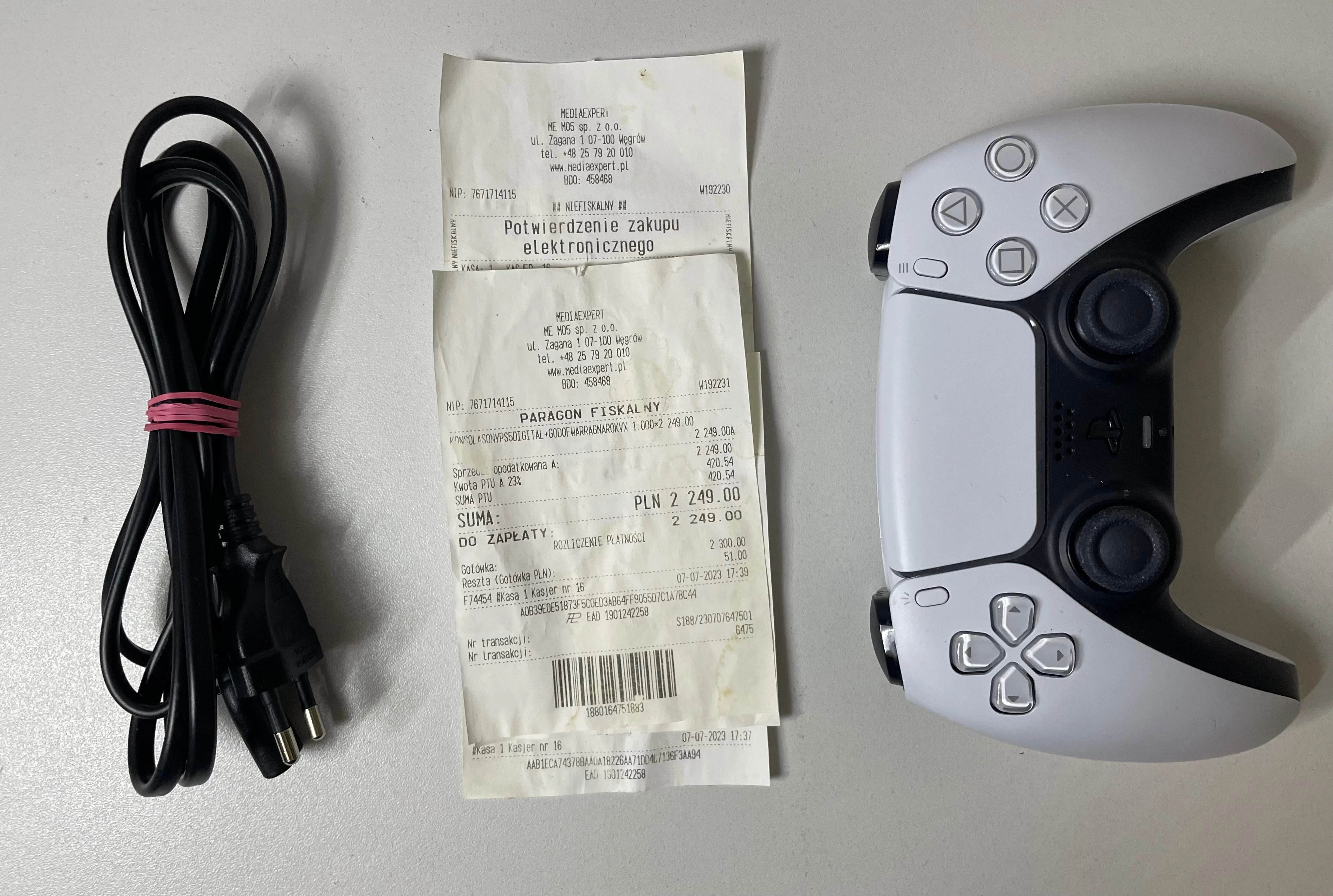 konsola-sony-playstation-5-gwarancja-stan-opakowania-zastepcze