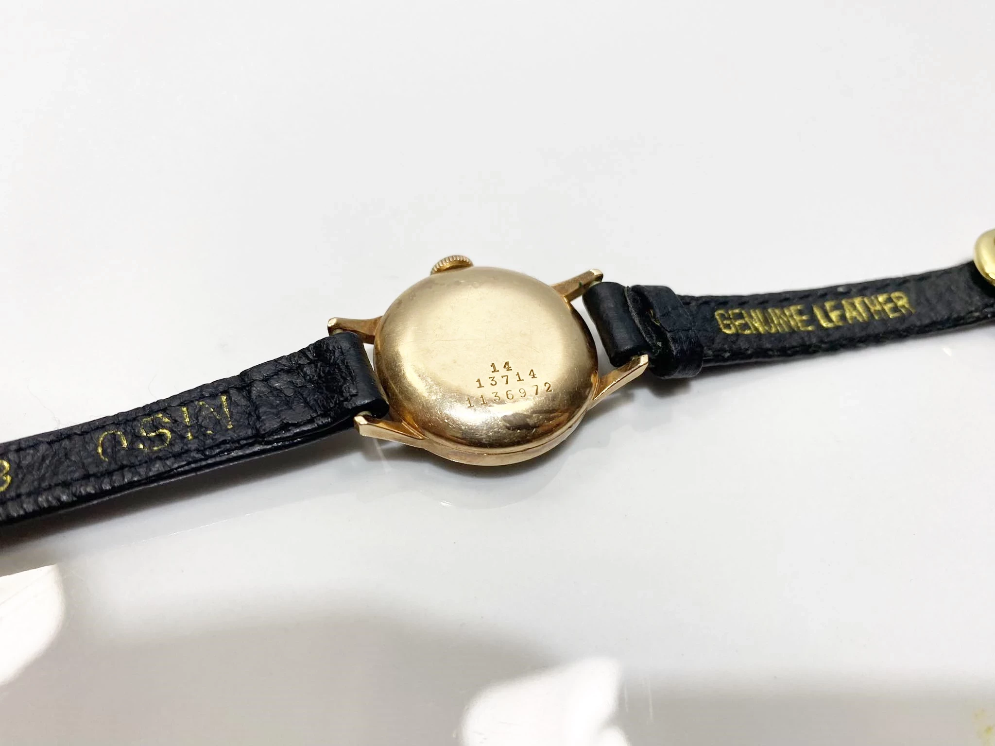 zloty-zegarek-doxa-damski-13714-typ-nareczny