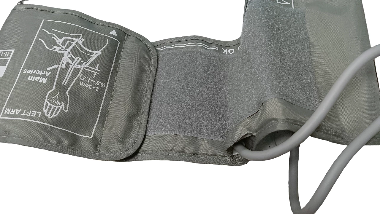 opis-cisnieniomierz-aeg-bmg-5612-pudelko-opis-miejsce-pomiaru-ramie