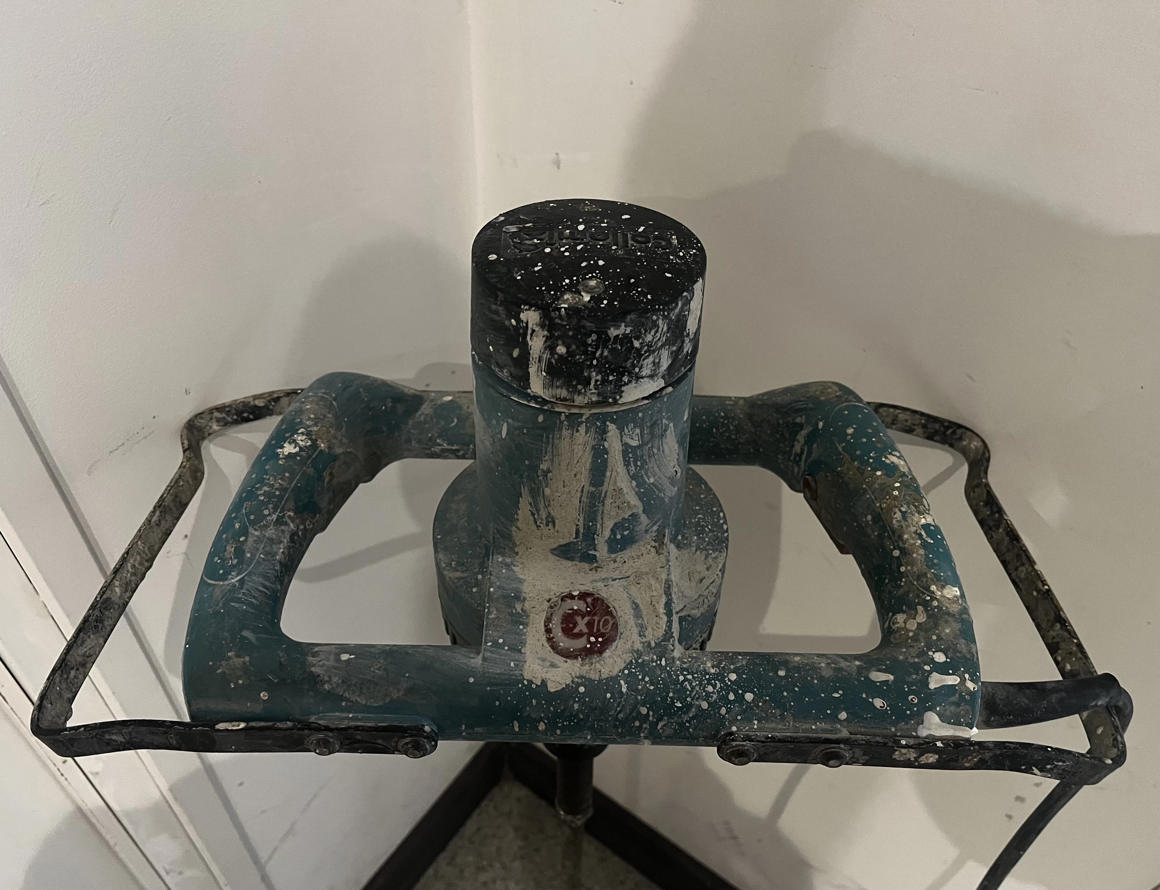 mieszarka-jednobiegowa-collomix-cx10-1000w-670-1min-kod-producenta-cx10-cx20