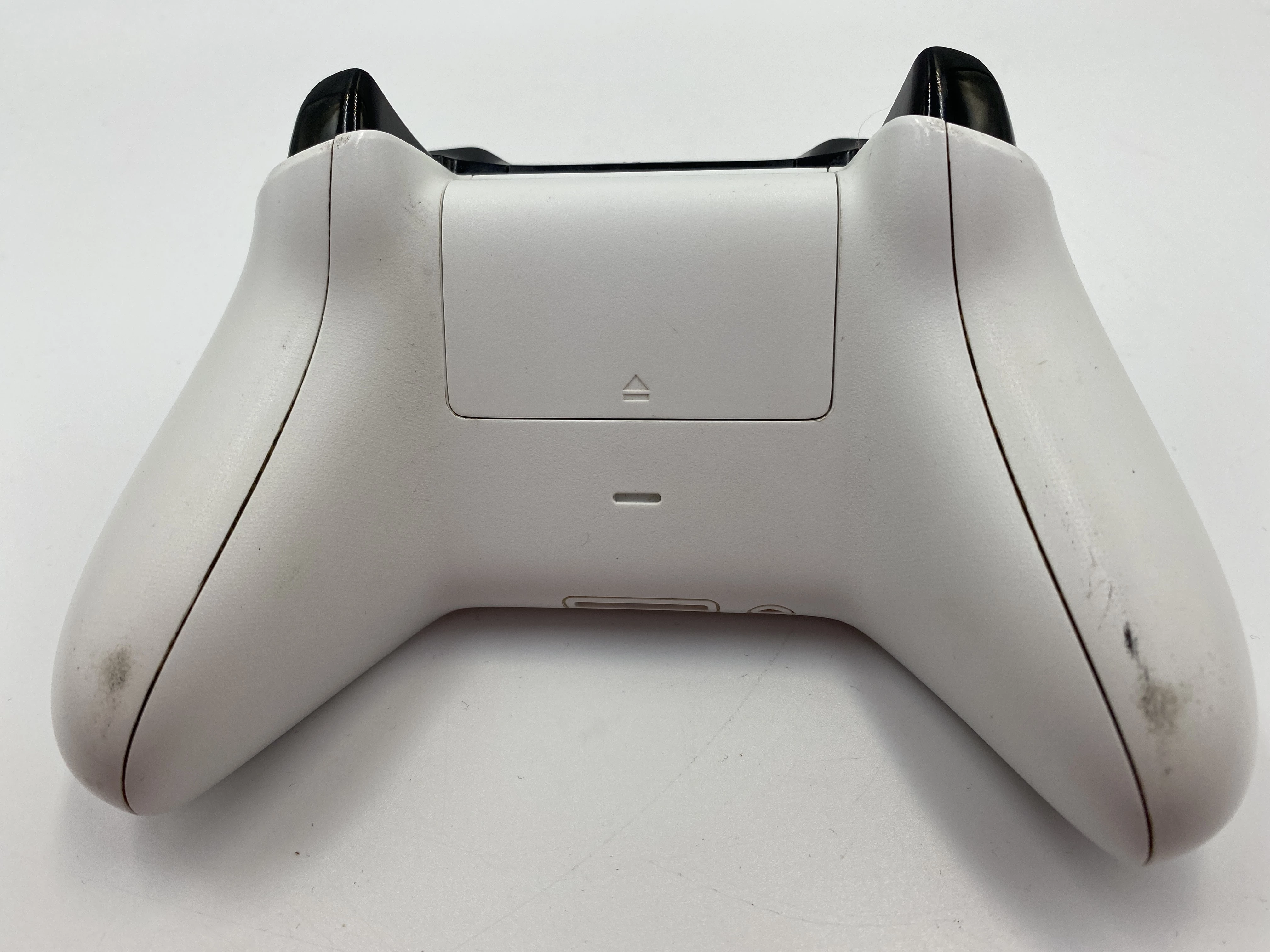 pad-xbox-one-1708-bialy-pochodzenie-zamiennik