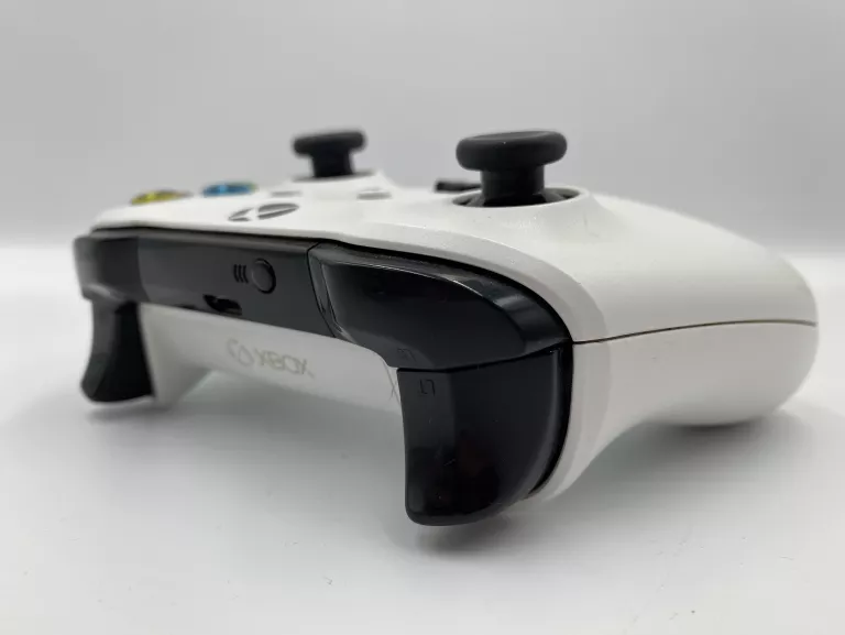 pad-xbox-one-1708-bialy-kod-producenta-1708