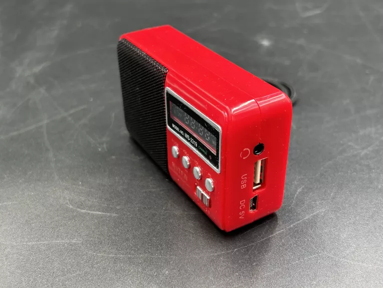 RADIO WSTER WS-2319 CZERWONY Z KABLEM, PUDEŁKO