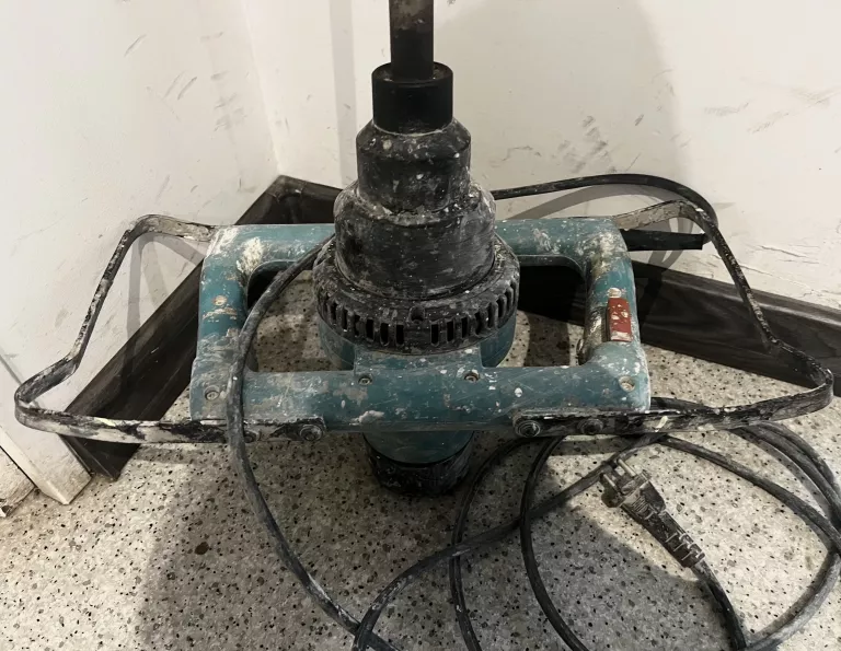 mieszarka-jednobiegowa-collomix-cx10-1000w-670-1min-stan-uzywany