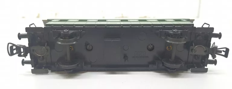 WAGON PASAŻERSKI DR PIKO 340-328 SKALA H0