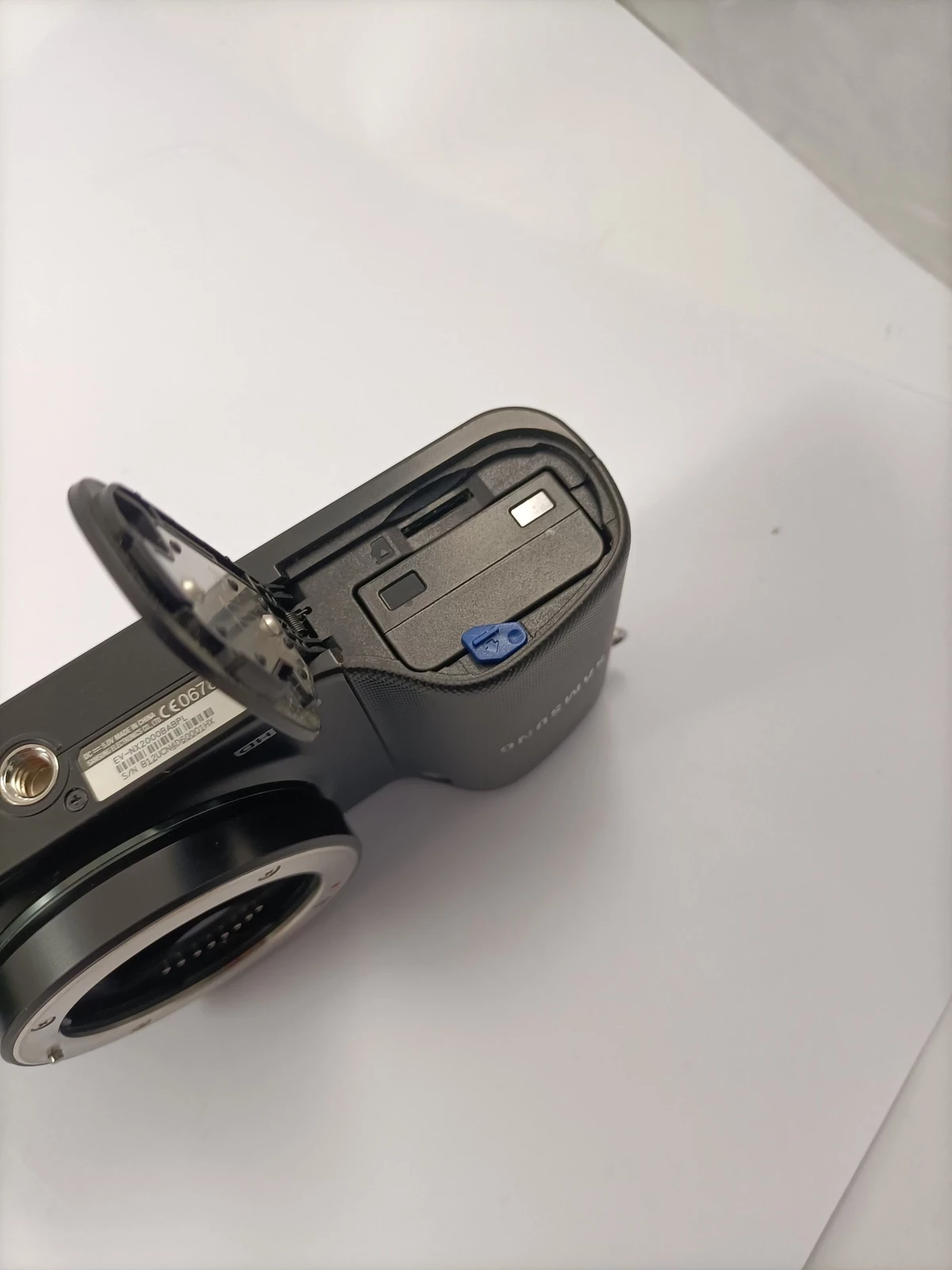 aparat-fotograficzny-samsung-nx2000-komplet-stabilizacja-brak-stabilizacji