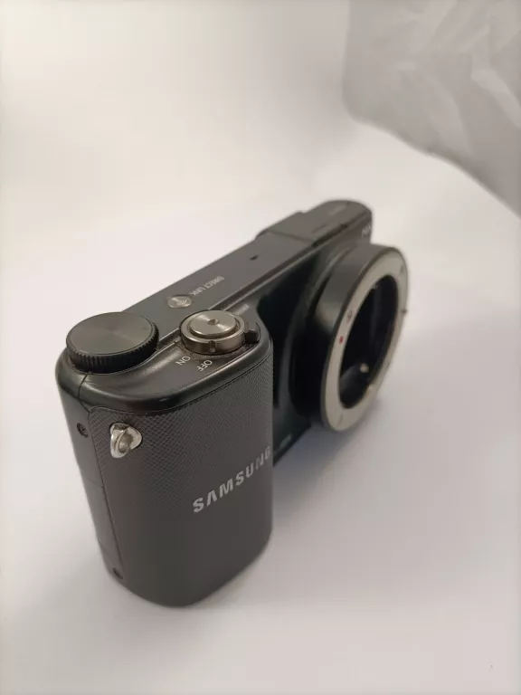aparat-fotograficzny-samsung-nx2000-komplet-rozdzielczosc-2030