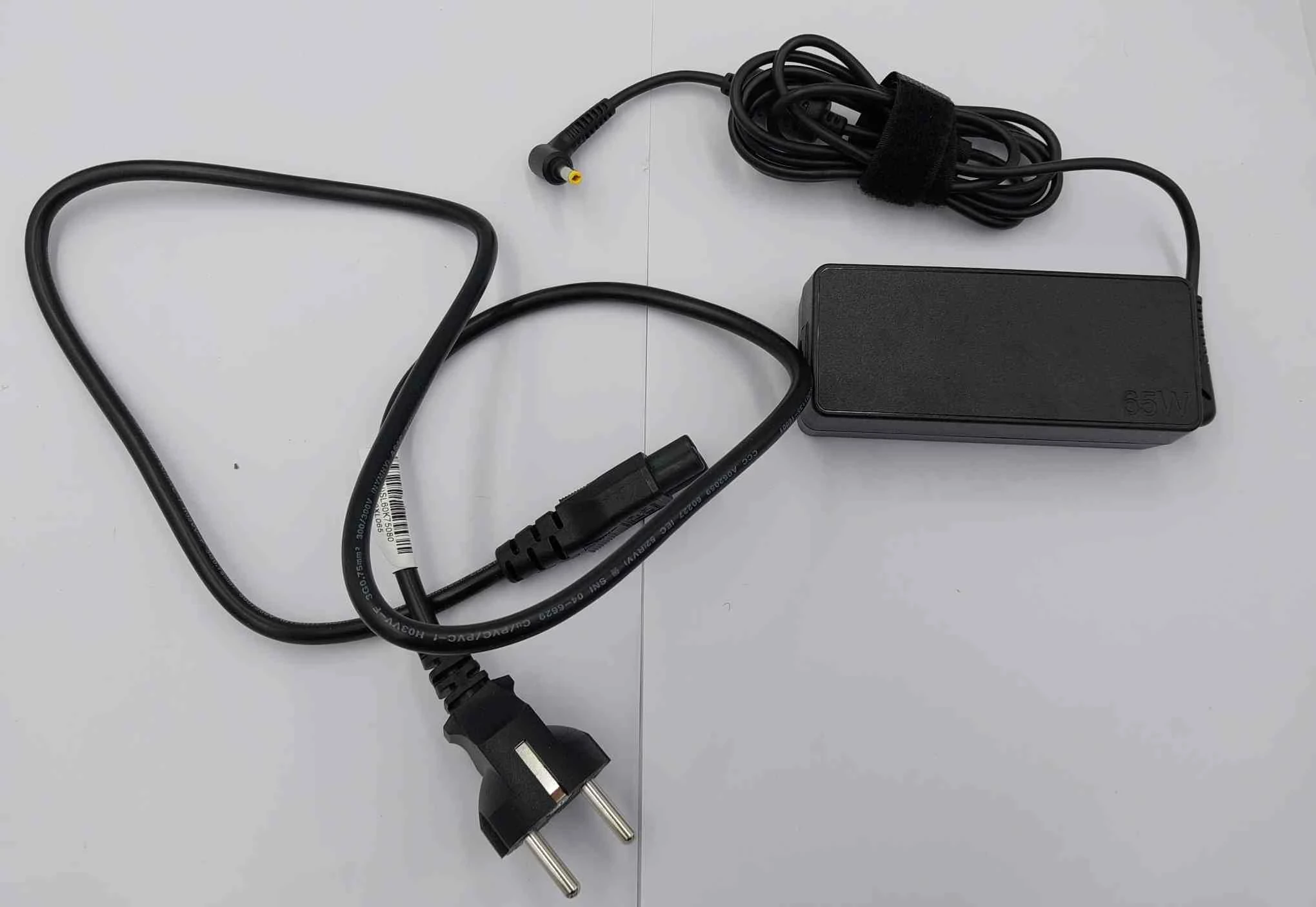 laptop-lenovo-ideapad-slim-3-15iah8-typ-dysku-twardego-128550-2