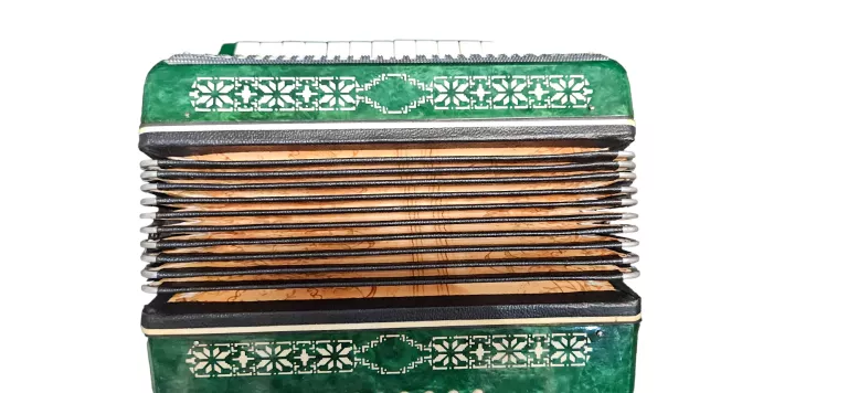 akordeon-guzikowy-ranzo-manbiw-zsrr-stan-uzywany