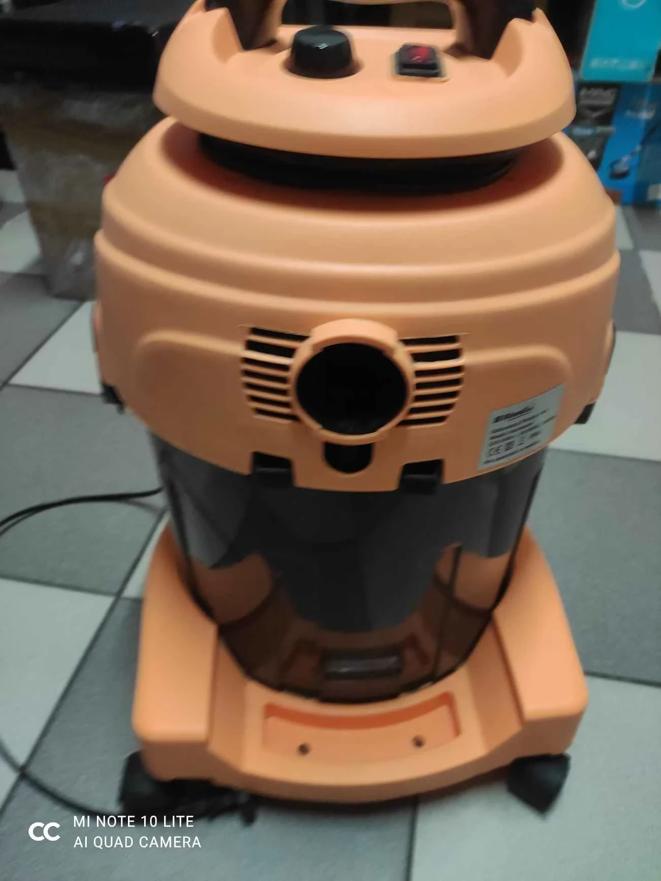 odkurzacz-pioracy-riwall-hartmann-3w1-kolor-dominujacy-czarny