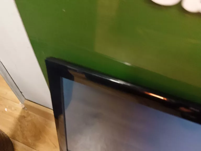 TELEWIZOR LG 32LE3300 BEZ PODSTAWY I PILOTA