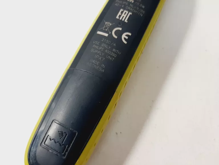 GOLARKA TRYMER PHILIPS ONE BLADE QP2520