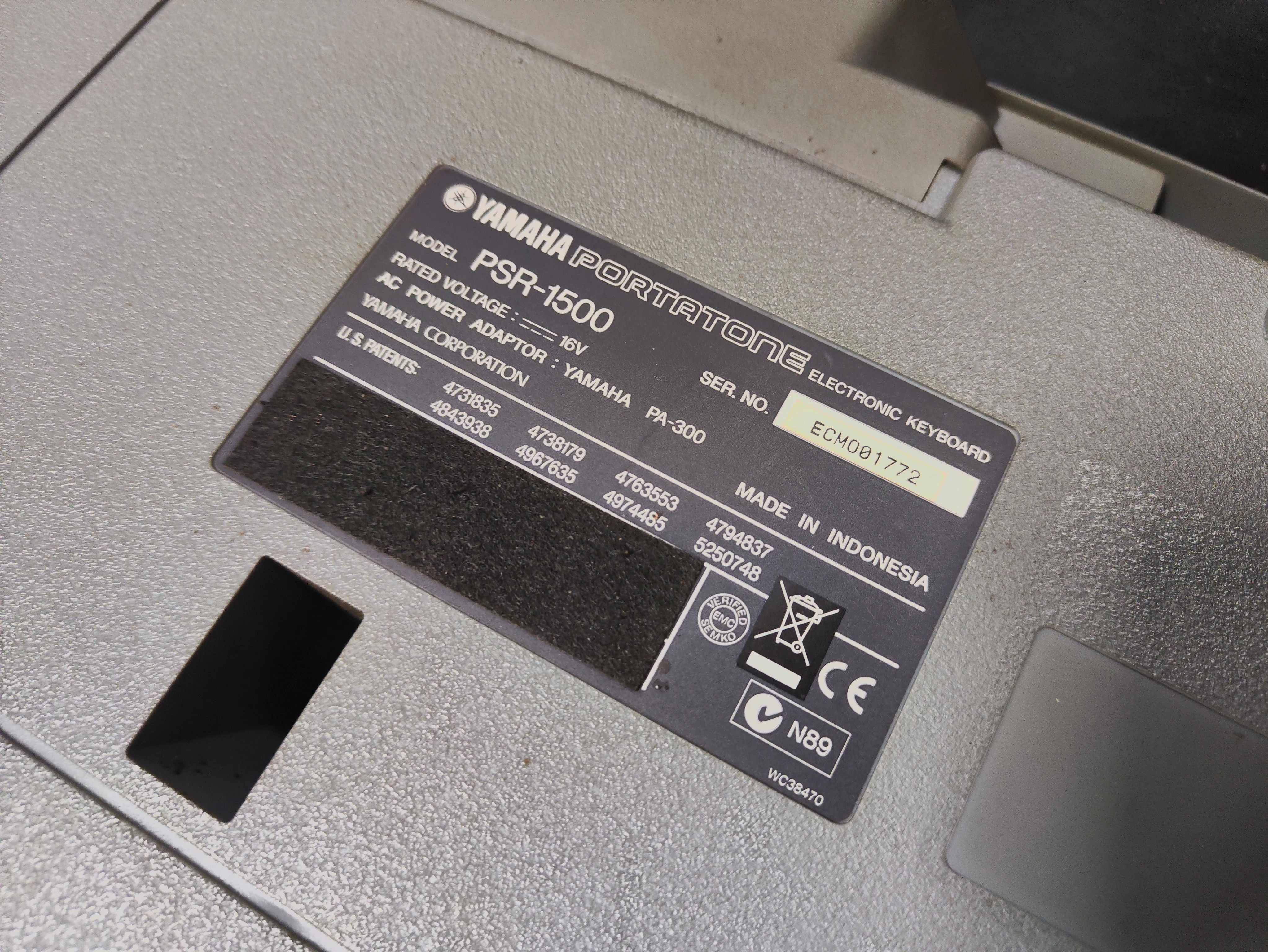 keyboard-yamaha-psr-1500-pokrowiec-zasilacz-marka-yamaha