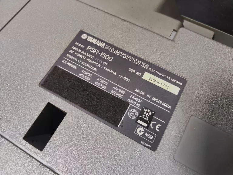 keyboard-yamaha-psr-1500-pokrowiec-zasilacz-marka-yamaha
