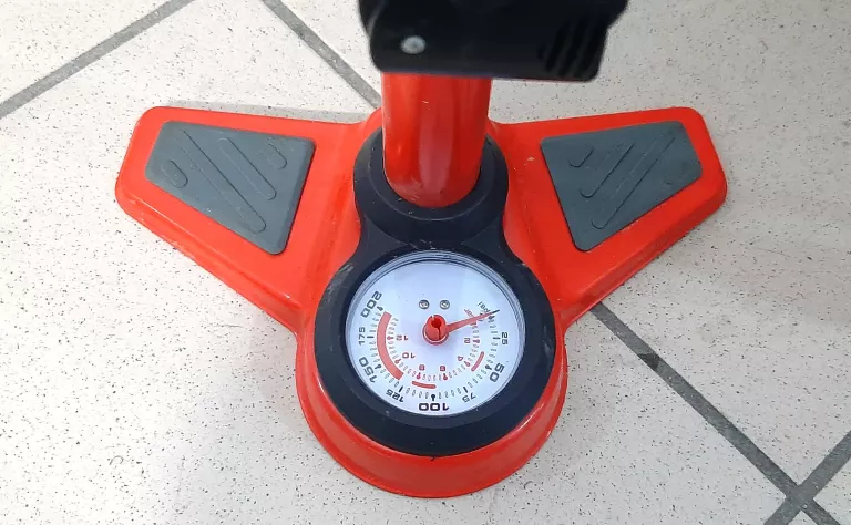 POMPKA RECZNA APEXLINK