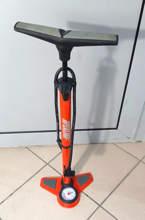POMPKA RECZNA APEXLINK