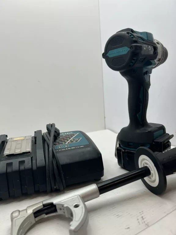 WKRĘTARKA UDAROWA MAKITA DDF486 18V 5AH+ŁADOWARKA