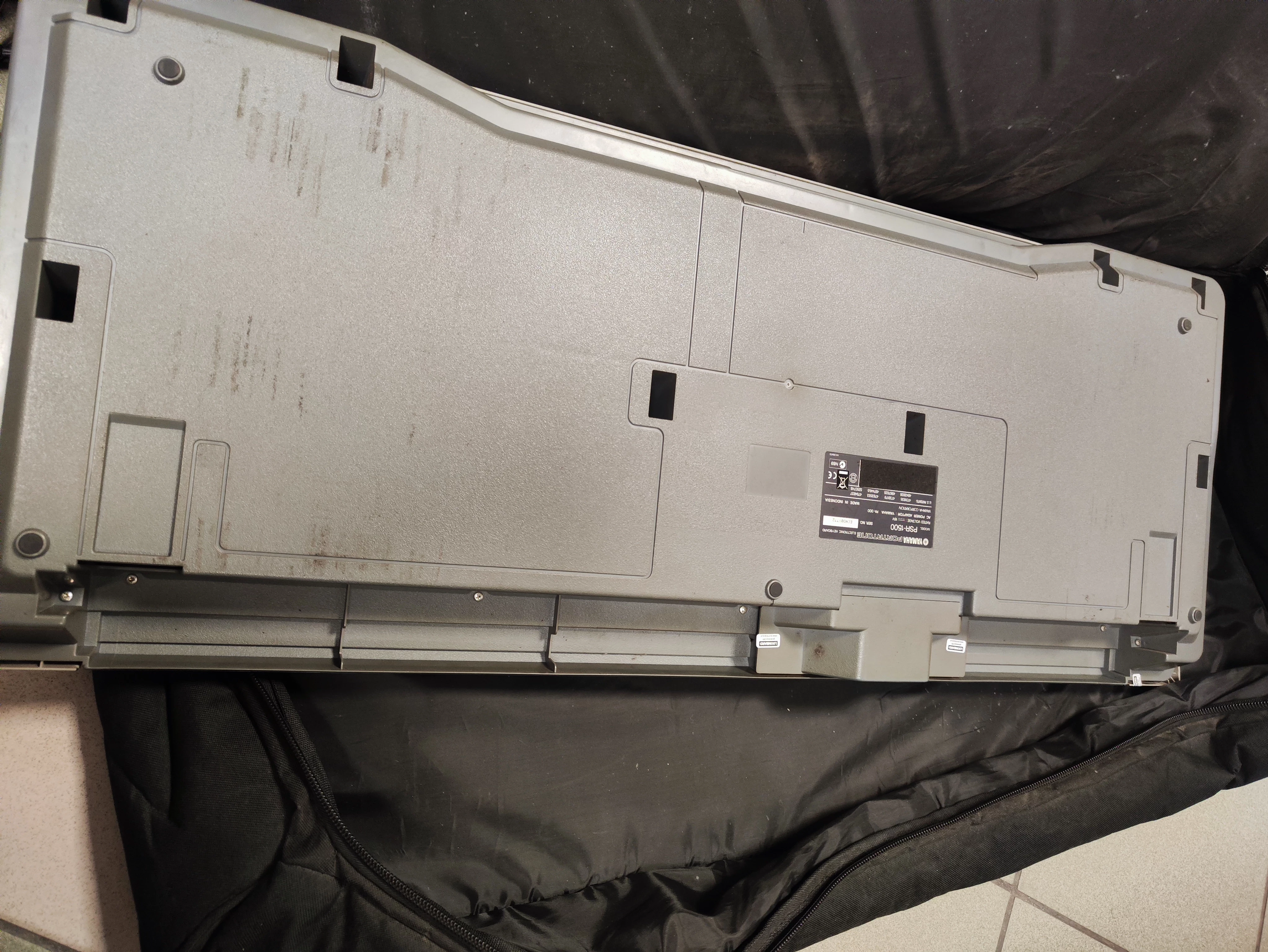 keyboard-yamaha-psr-1500-pokrowiec-zasilacz-model-psr-1500