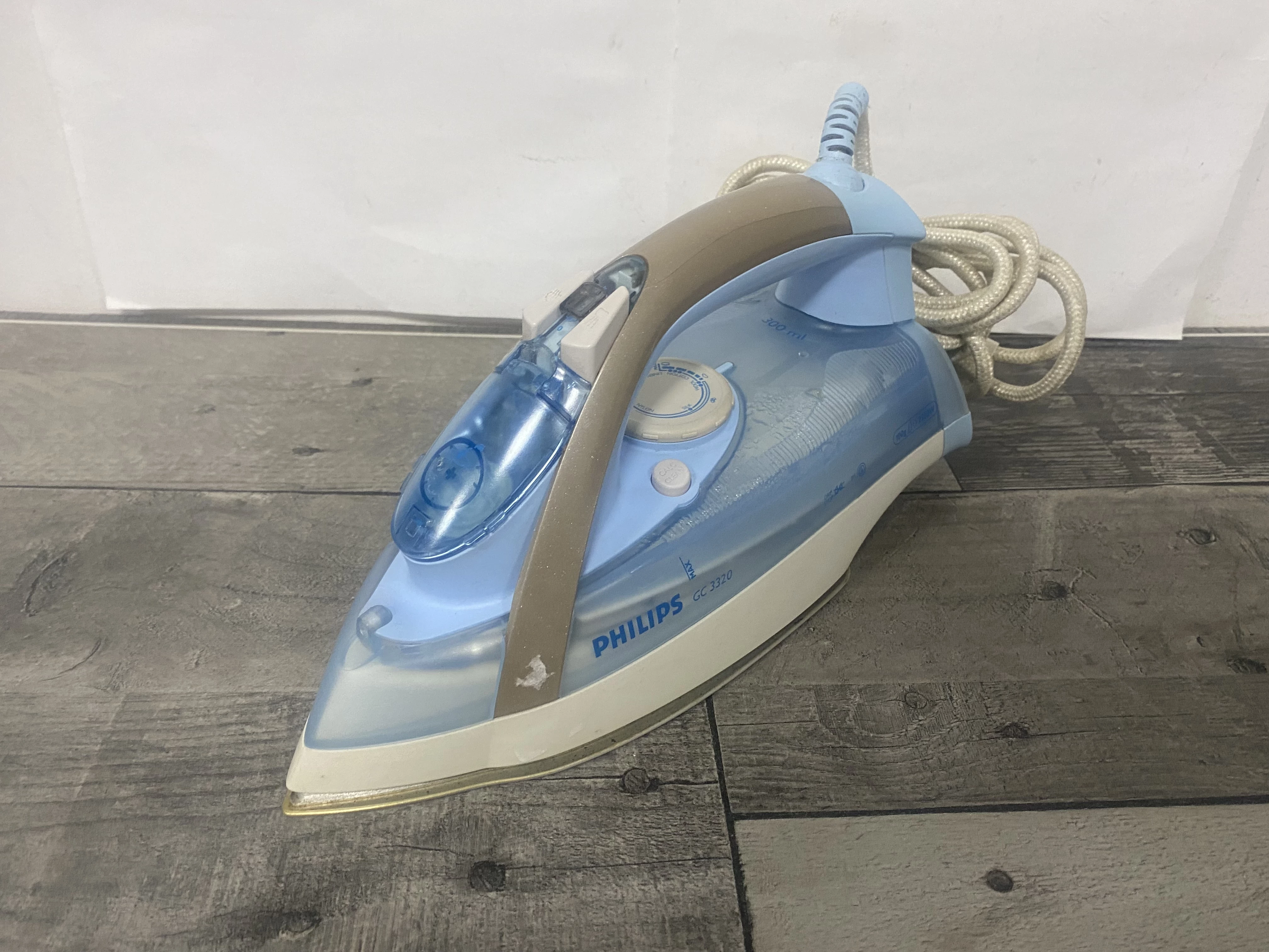 zelazko-philips-gc3320-limanowskiego-89-lodz