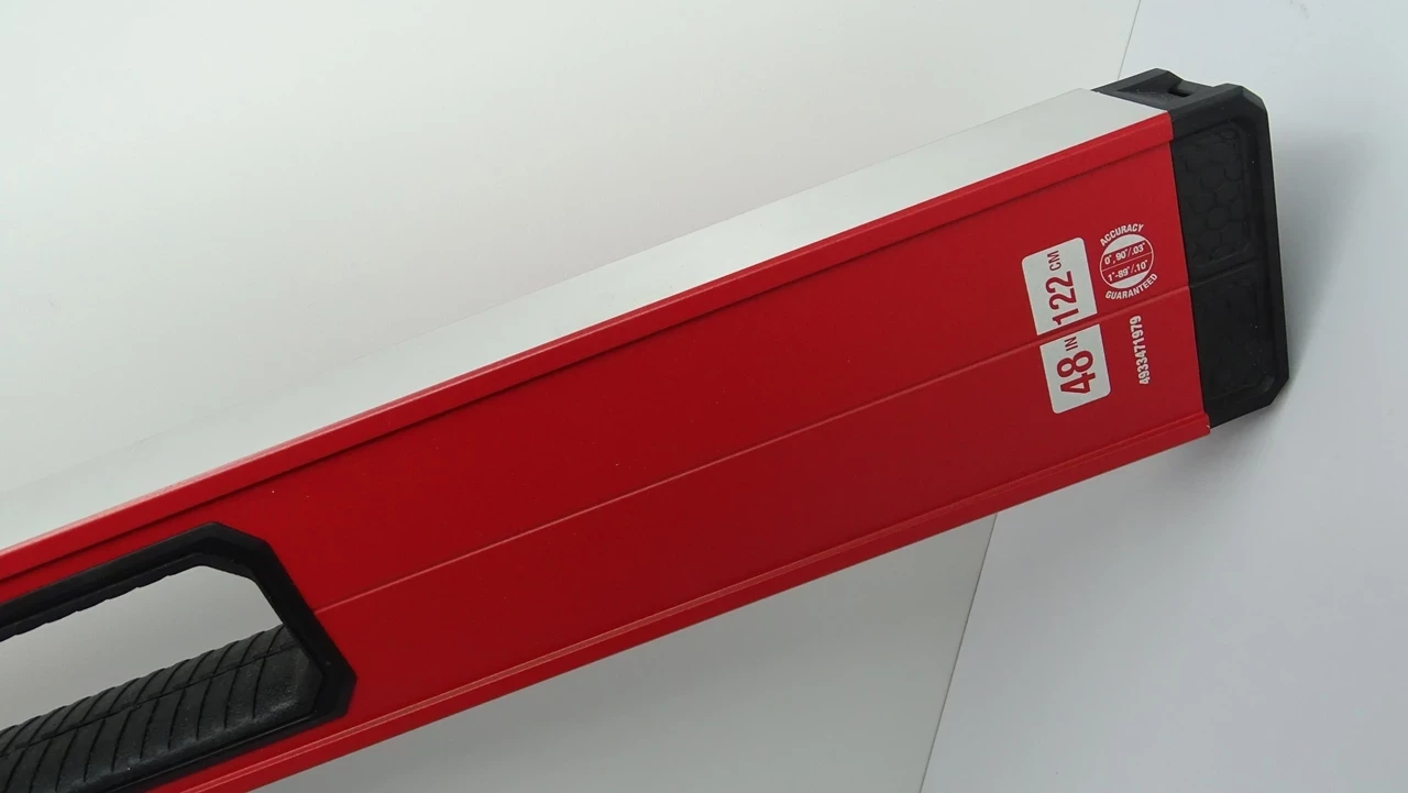poziomica-elektroniczna-milwaukee-redstick-120cm-stan-uzywany