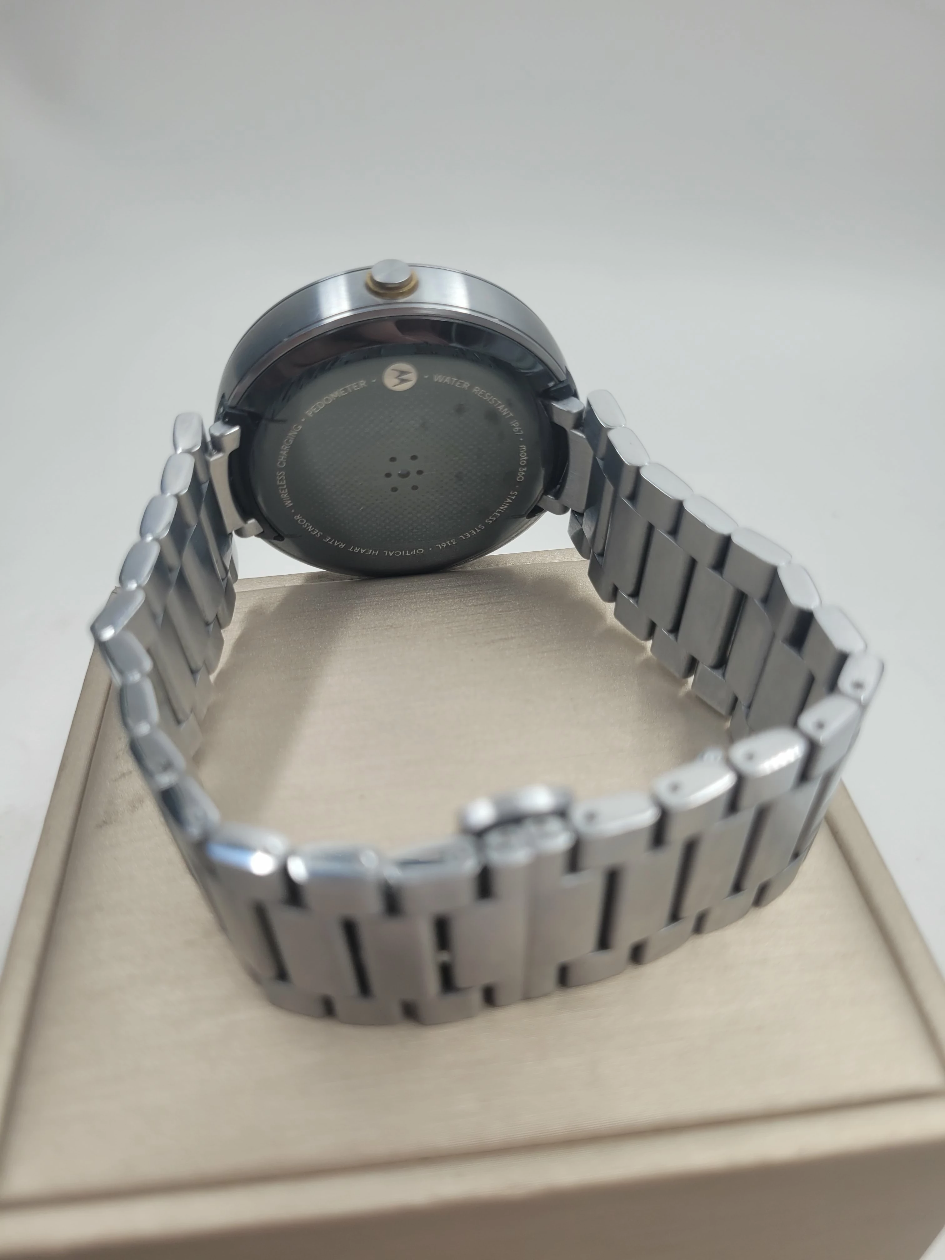 smartwatch-motorola-moto-360-zestaw-zlacza-212938-16