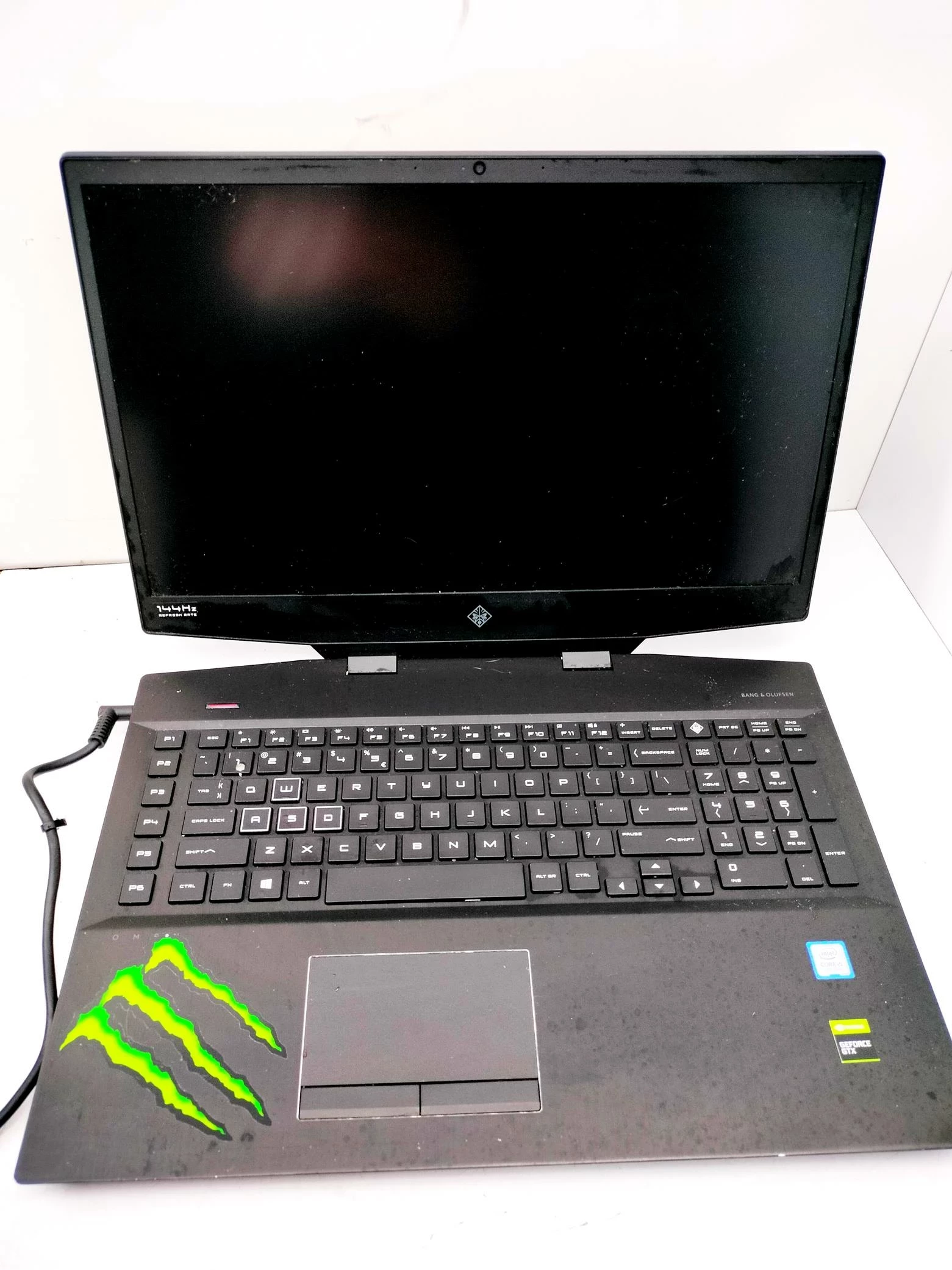 laptop-hp-omen-17-cb0052nw-gtx-1660ti-intel-core-i5-9300h-8gb-512gb-ssd-przekatna-ekranu-173