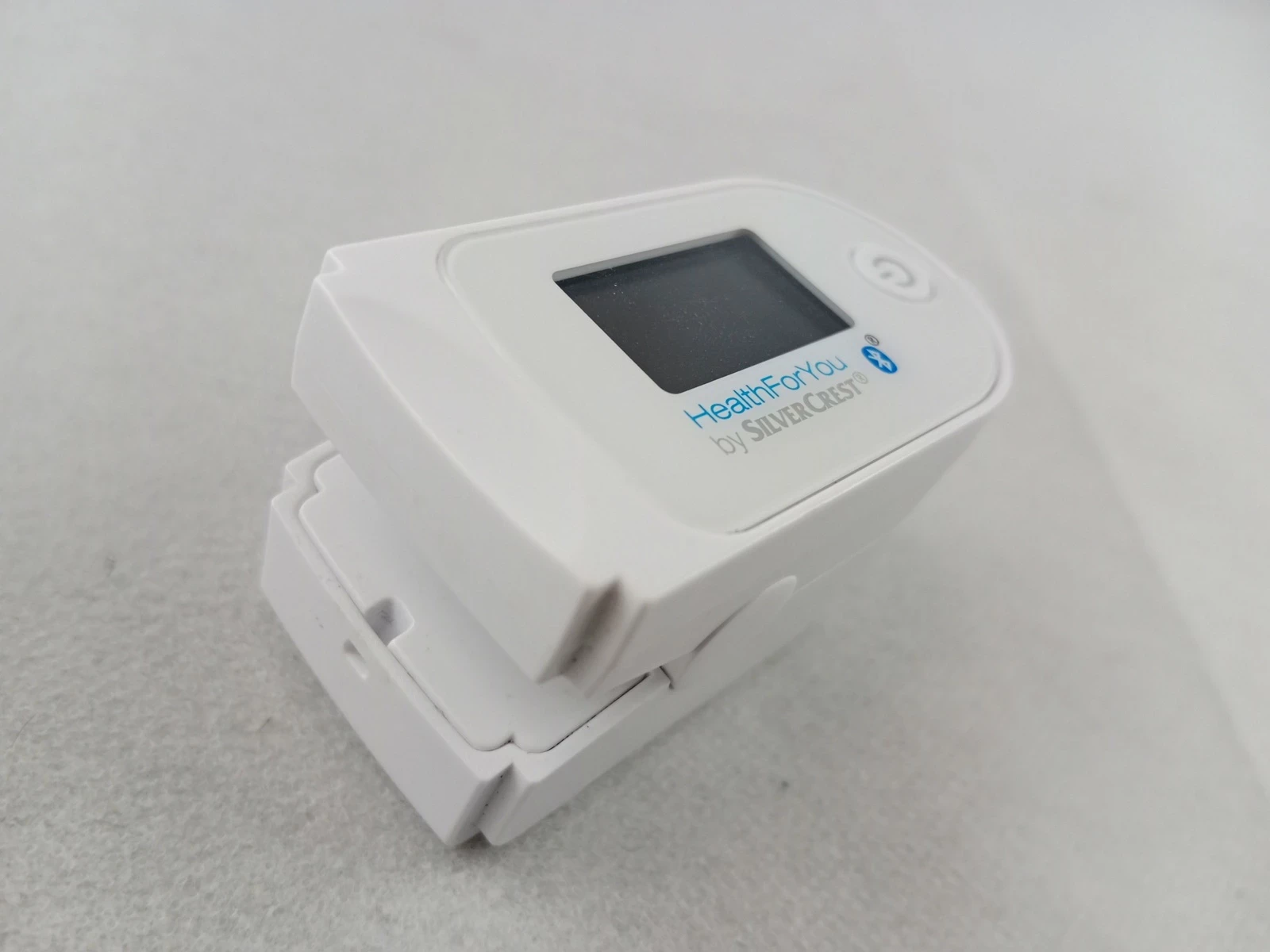 pulsoksymetr-silvercrest-spo55-kolor-dominujacy-bialy