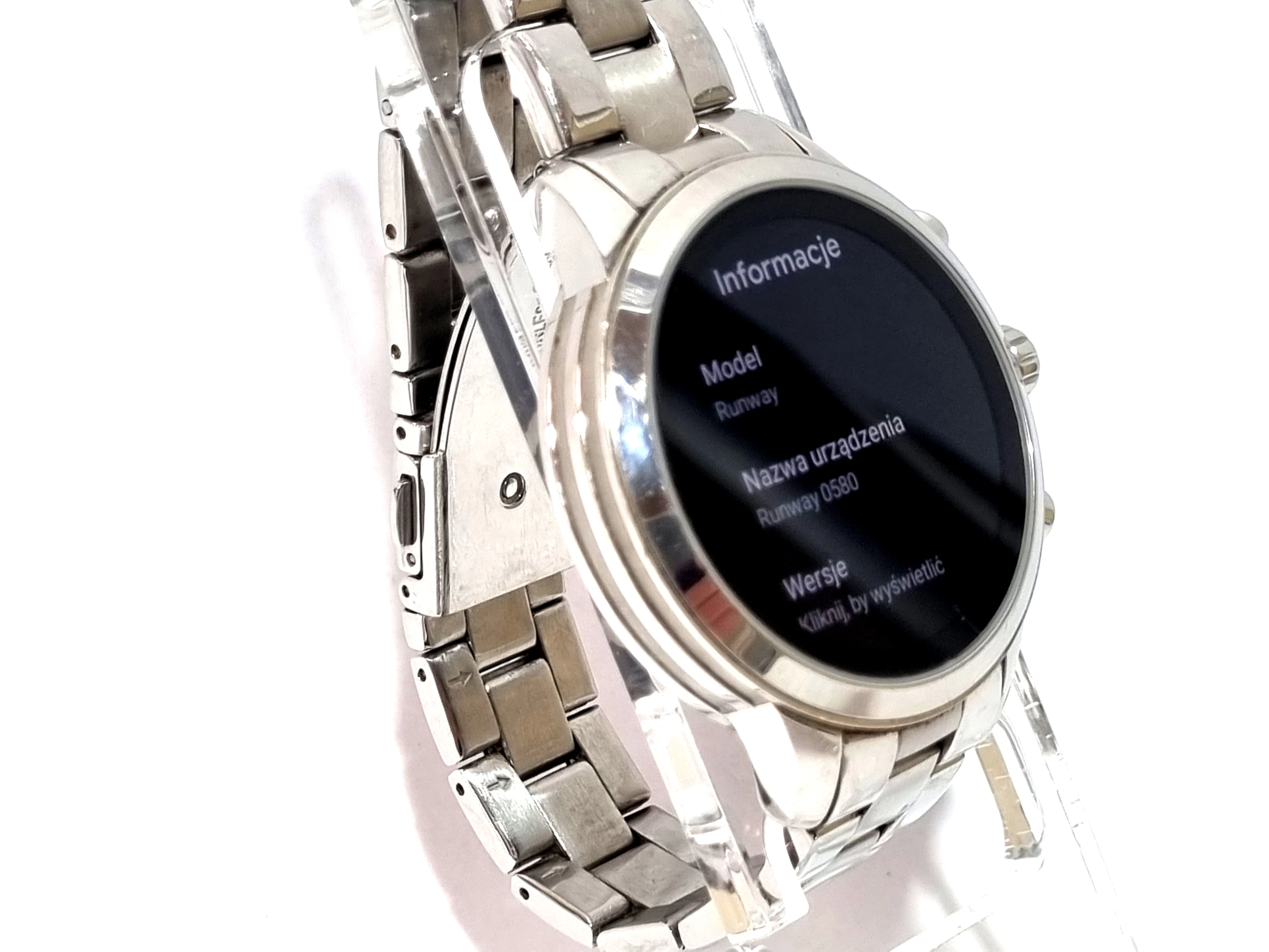 Michael kors access on sale runway mkt5044 smartwatch