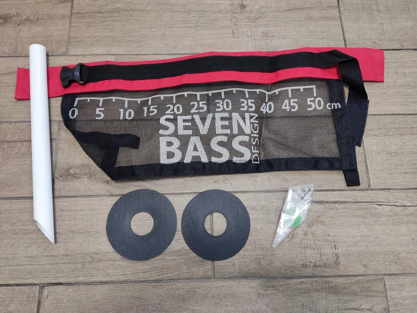 ponton-plywadelko-seven-bass-130cm-product-id-73b630c7-1df1-4c20-96c8-34ba7fb5f957