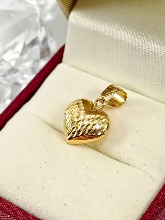 PIĘKNA ZŁOTA ZAWIESZKA SERCE 750 1,22G