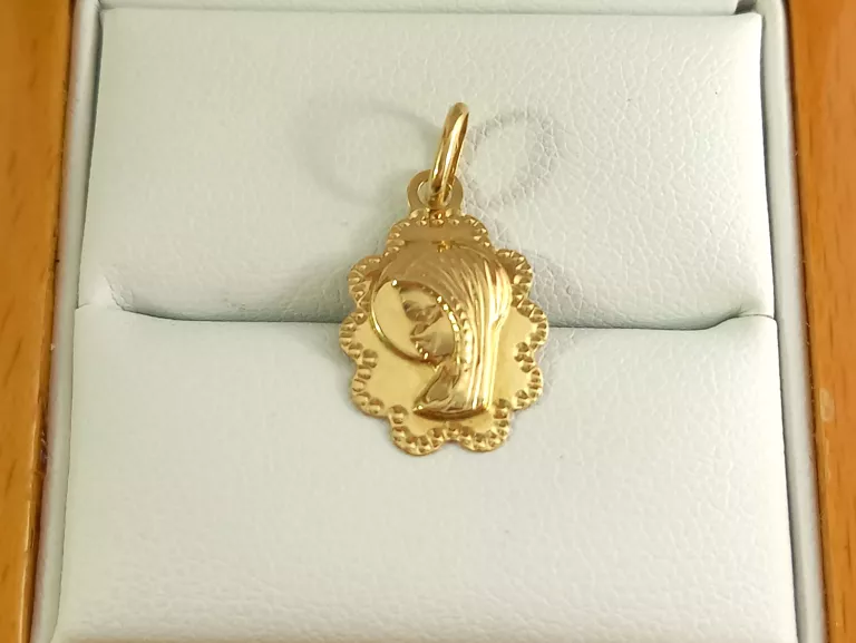 ZŁOTA ZAWIESZKA MEDALIK MARYJKA PR. 585 0,83G