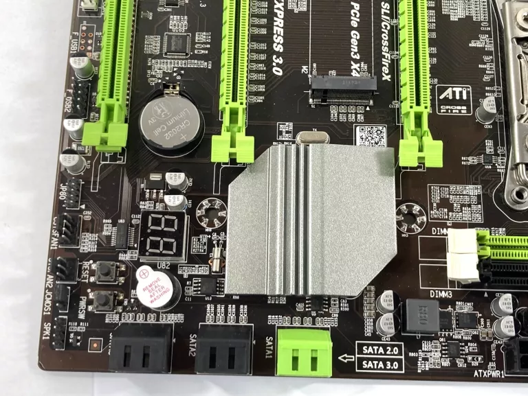 plyta-glowna-atermiter-x79-turbo-plyta-glowna-lga2011-atx-gniazda-rozszerzen-i-ich-liczba-2x-pcie-x16-4x-pcie-x8-8x-sata