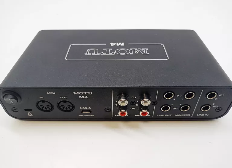 INTERFEJS MOTU M4 AUDIO