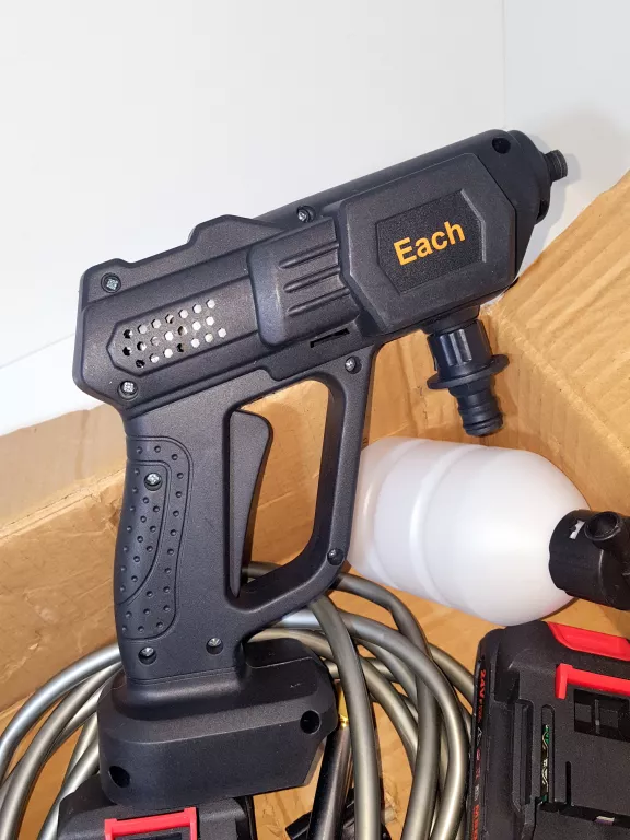 myjka-cisnieniowa-akumulatorowa-each-2xaku-marka-bez-marki