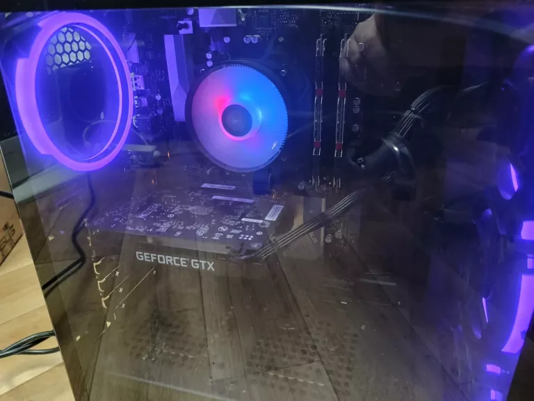 KOMPUTER MAD DOG MD2400-A10 RYZEN 5 2400GE 16GB 480GB GTX 1650 W10