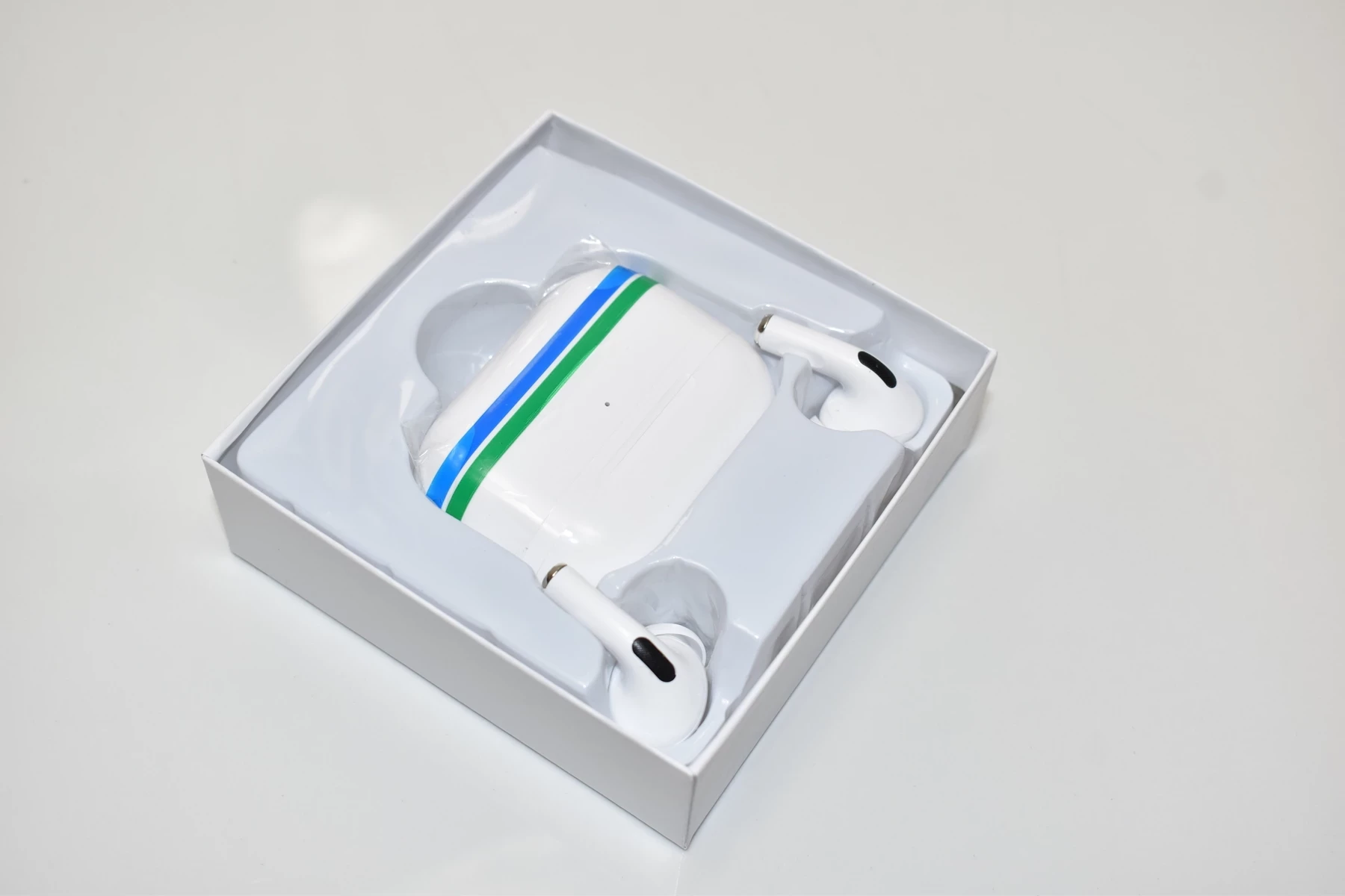 sluchawki-bluetooth-w-pudelku-stan-11323-2