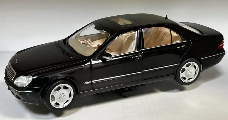 MODEL NOREV MERCEDES S 600 1998 CZARNY 1:18 METALOWY