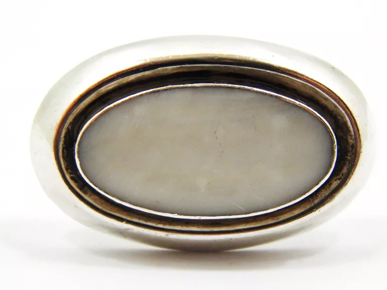 srebrny-pierscionek-925-r16-stan-uzywany