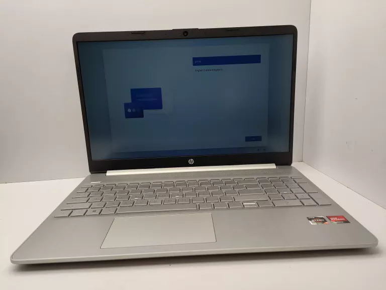 LAPTOP HP 15S-EQ2152NW 15,6" AMD RYZEN 3 8 GB / 256 GB SREBRNY