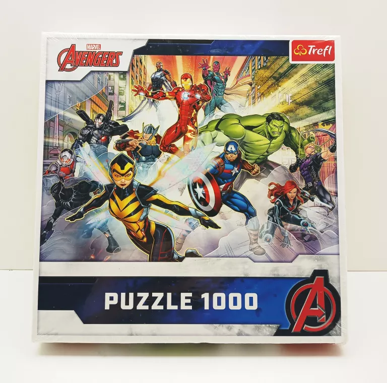 PUZZLE TREFL 1000 - MARVEL AVENGERS