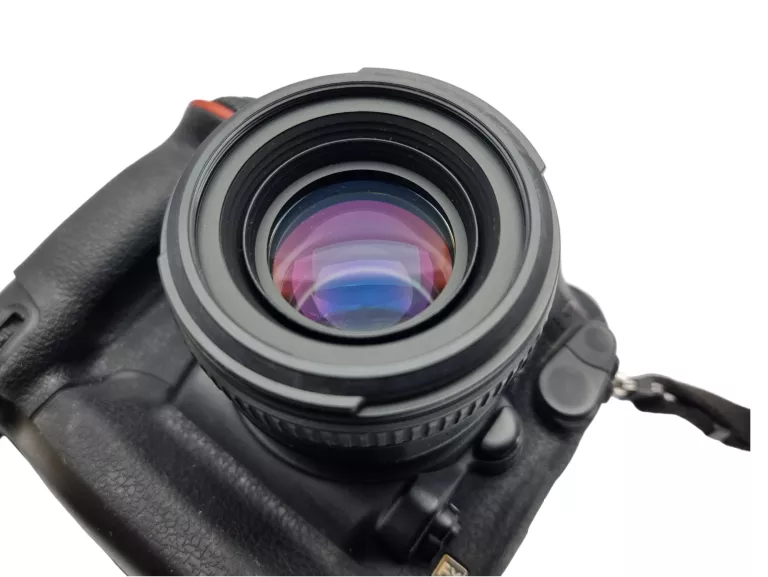 NIKON D4 + NIKON AF-S NIKKOR 50MM 1:1.4G + LEXAR XQD 64GB PRZEBIEG:427152