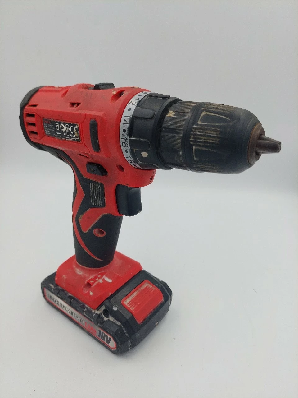 wkretarka-nutool-red-npk18lpl-pojemnosc-akumulatora-13