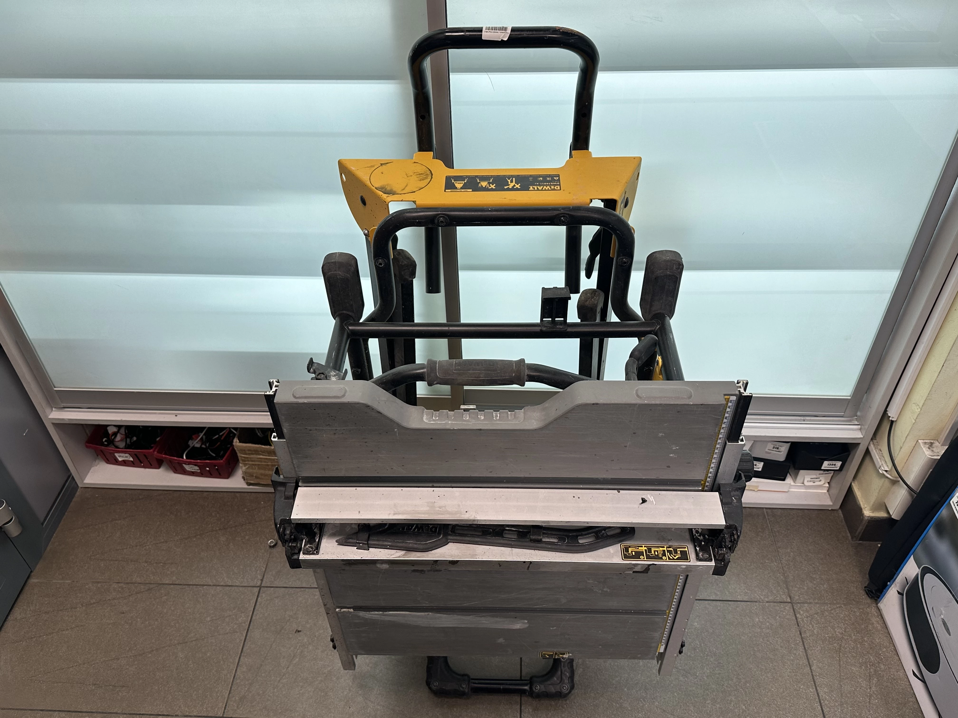 pila-tarczowa-dewalt-dwe7492-wozek-dwe74911-stan-uzywany