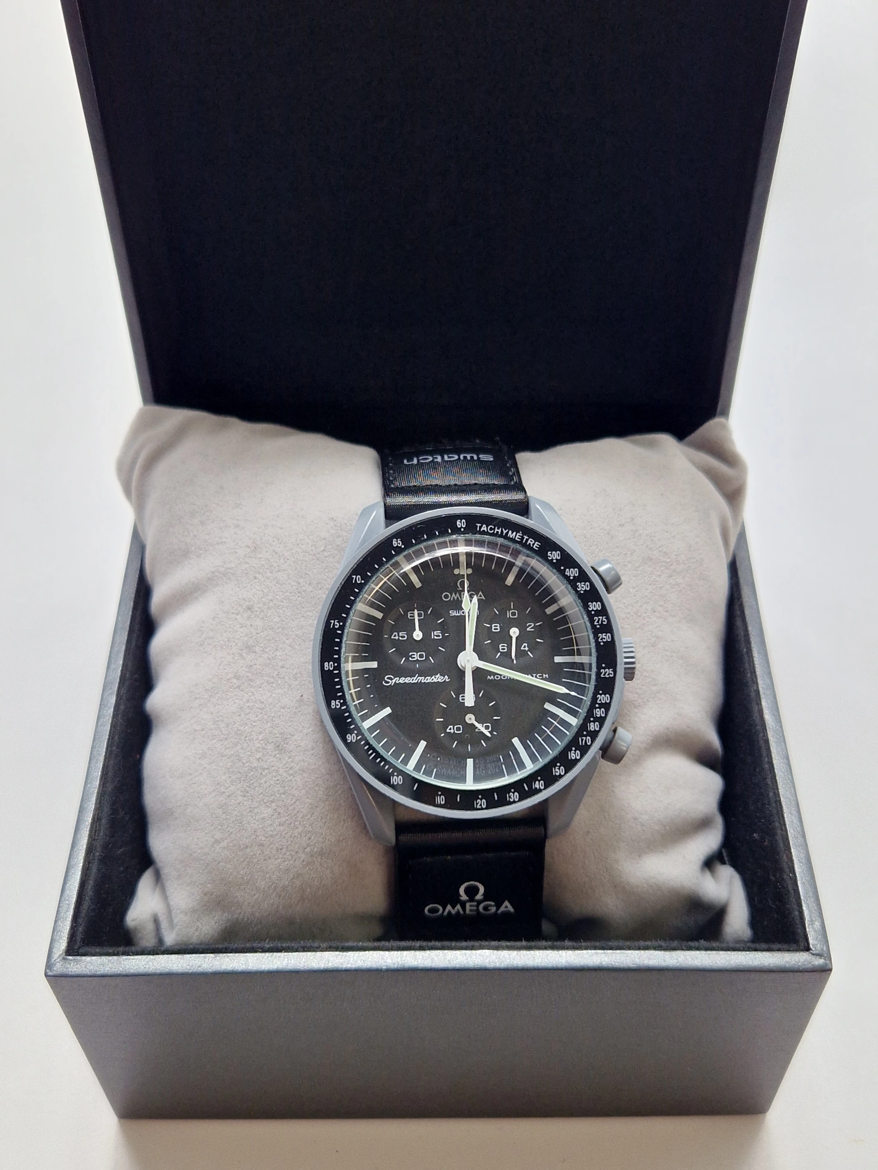 swatch-x-omega-bioceramic-mission-the-moon-rodzaj-analogowe