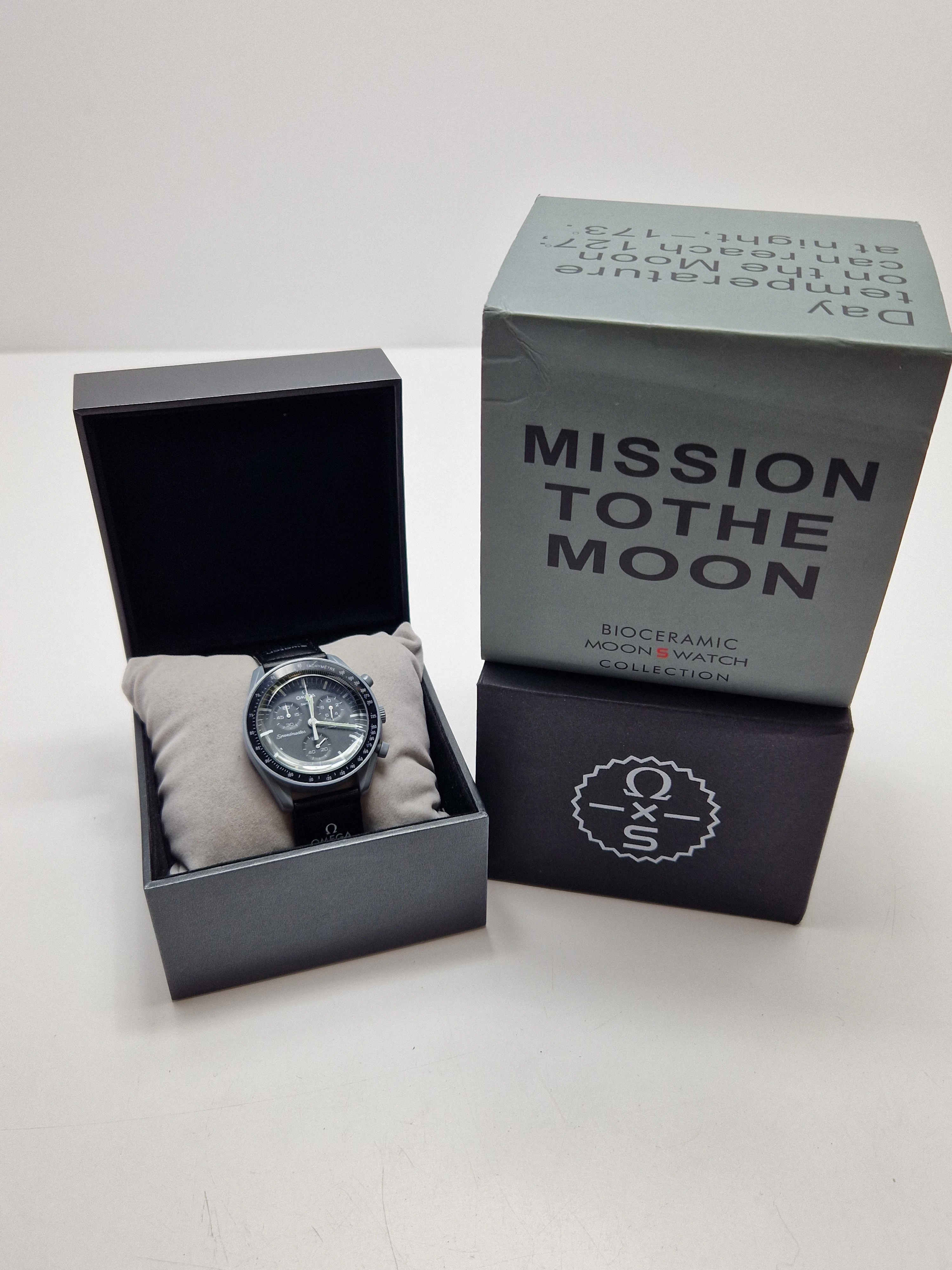 swatch-x-omega-bioceramic-mission-the-moon-stan-uzywany