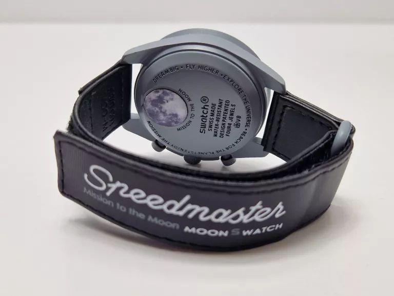 swatch-x-omega-bioceramic-mission-the-moon-szkielko-inne