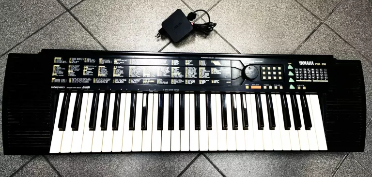 KEYBORD YAMAHA PSR-110