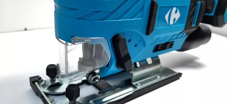 carrefour-wyrzynarka-akumulatorowa-20-v-mocowanie-brzeszczotu-inny-rodzaj